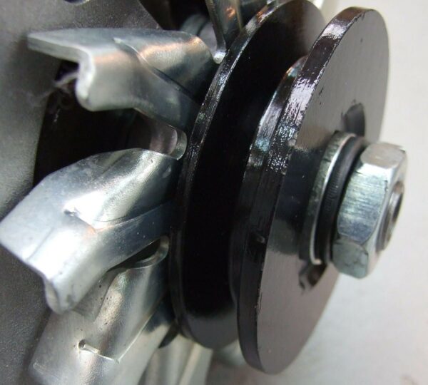ALTERNATOR ISKRA 12V 33A TRAKTOR DEUTZ KHD IMT 539 - Image 4
