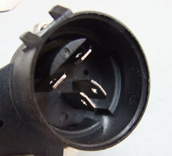 REGLER HITACHI 12V 70A OPEL ASTRA CORSA VECTRA 1.7 137841 ARE2006 - Image 4
