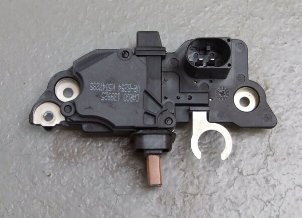REGLER BOSCH 12V VW GOLF 4 IV / AUDI A3 / SKODA OCTAVIA - Image 3