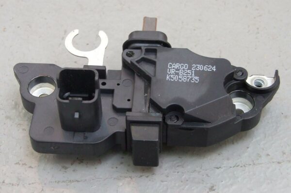 REGLER BOSCH 12V RENAULT MEGANE CLIO LAGUNA 230624 ARE0018 - Image 2