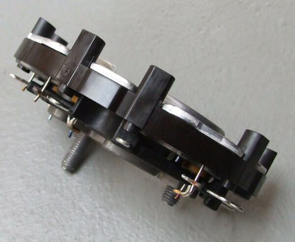 DIODNA PLOCA BOSCH MERCEDES ACTROS SCANIA ARC0068 - Image 3