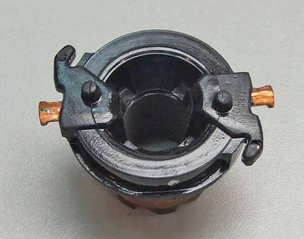 KOLEKTOR ALTERNATORA MITSUBISHI 13.55X22.8X31.80 - Image 4
