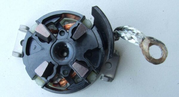 NOSAC CETKICA SA DEKLOM VALEO AUDI A3 A4 / VW GOLF V FSI - Image 2