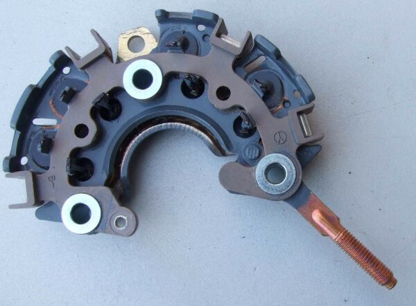 DIODNA PLOCA DENSO TOYOTA COROLLA 1.3 70A 92 231236 - Image 3