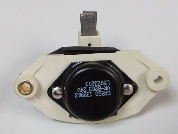 REGLER BOSCH 24V MERCEDES MAN M L 2000 / DAF M F 132903 ARE0005 - Image 4
