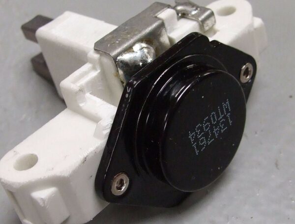 REGLER BOSCH MERCEDES C W202 E W210 SPRINTER 903 134761 ARE0007 - Image 4