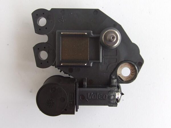 REGLER VALEO 12V CITROEN C3 C4 C5 / PEUGEOT 1.6 HDI 599240 - Image 2