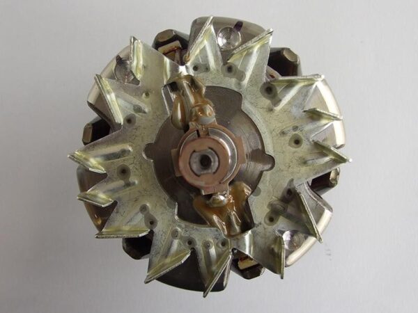 ROTOR ALTERNATORA DELCO OPEL MERIVA B / ASTRA H - Image 3