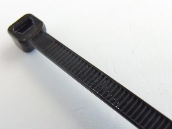 PLASTIČNA VEZICA 4,8X368mm CRNA - Image 2