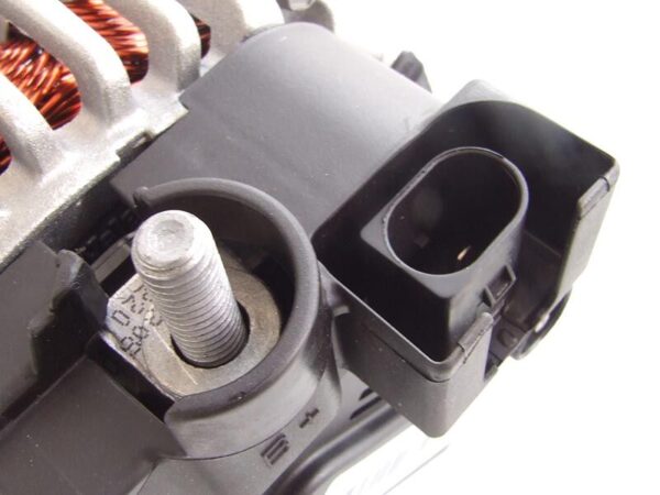 ALTERNATOR VALEO 12V 140A MERCEDES A B C KLASA 2.0 CDI W169 W204 W245 - Image 2