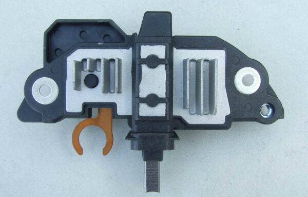 REGLER ALTERNATORA BOSCH 12V OPEL ASTRA H GTC 1.9 CDTI F00M144109 - Image 3