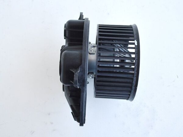 VENTILATOR KABINE OPEL VIVARO RENAULT TRAFIC 4409447 4413391 - Image 2