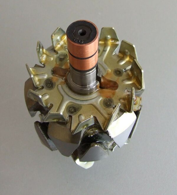 ROTOR ALTERNATORA DENSO DAIHATSU / KUBOTA / YANMRAR - Image 3