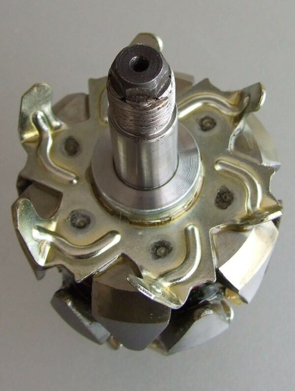 ROTOR ALTERNATORA DENSO DAIHATSU / KUBOTA / YANMRAR - Image 2