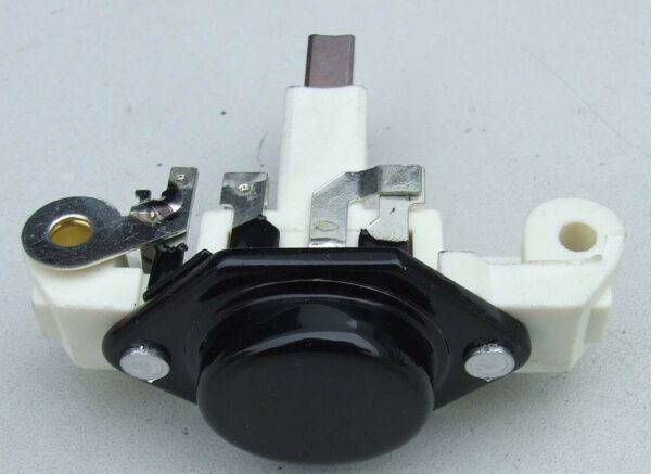 REGLER BOSCH 12V MERCEDES C KLASA - VITO / VOLVO - Image 2