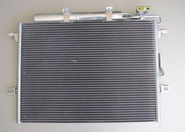 HLADNJAK KLIME MERCEDES E KLASA 2002-2009 CLS 2006-2010 - Image 2