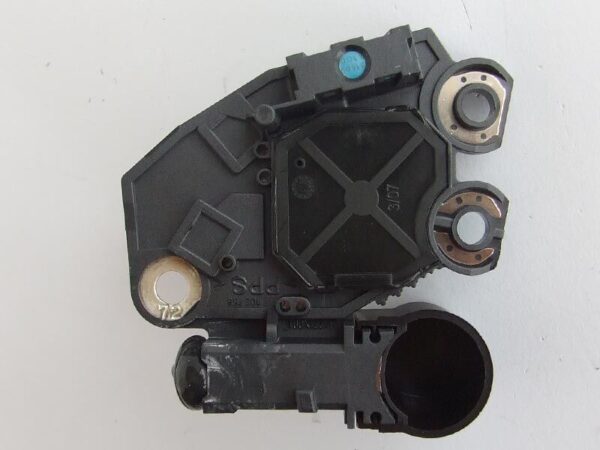 REGLER ALTERNATORA VALEO VW GOLF IV V PASSAT / SKODA OCTAVIA FABIA - Image 3
