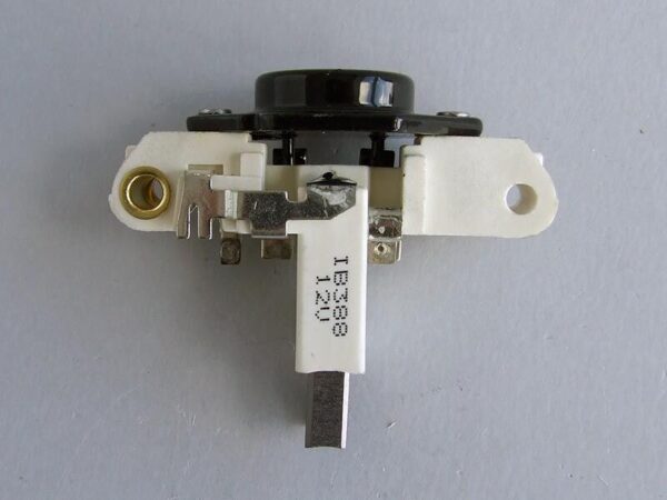 REGLER BOSCH 12V VW GOLF III / AUDI A3 / SKODA FELICIA 1.9 TDI - Image 4