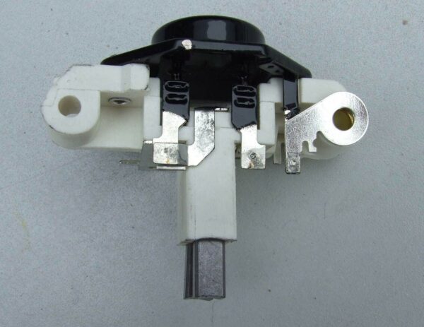 REGLER BOSCH 12V AUDI A4 1.9 TDI / A6 2.5 TDI / PASSAT B5 B5.5 - Image 3