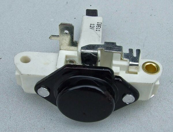 REGLER BOSCH 12V AUDI A4 1.9 TDI / A6 2.5 TDI / PASSAT B5 B5.5 - Image 2