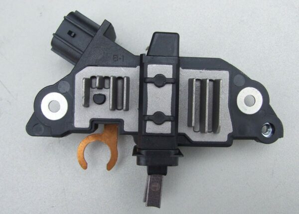 REGLER ALTERNATORA BOSCH 12V TOYOTA AVENSIS / COROLLA - Image 2